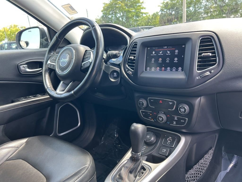 Used 2021 Jeep Compass Latitude w/ Convenience Group image 23