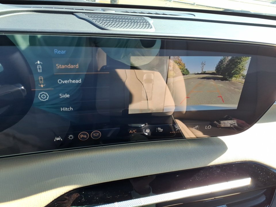 New 2026 Buick Enclave Preferred w/ Power Package image 17