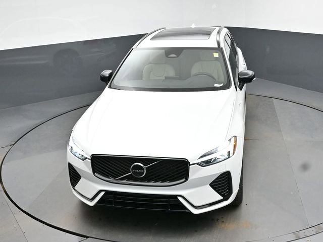 New 2026 Volvo XC60 T8 Plus w/ Protection Package Premier image 47