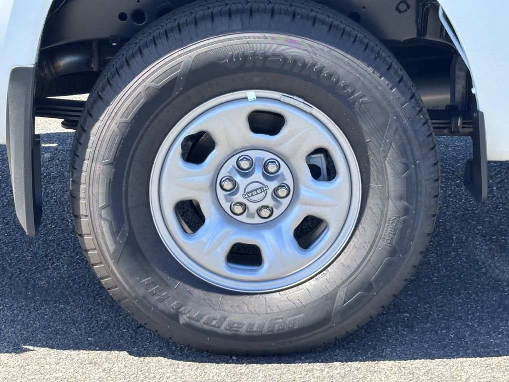 New 2026 Nissan Frontier S image 7