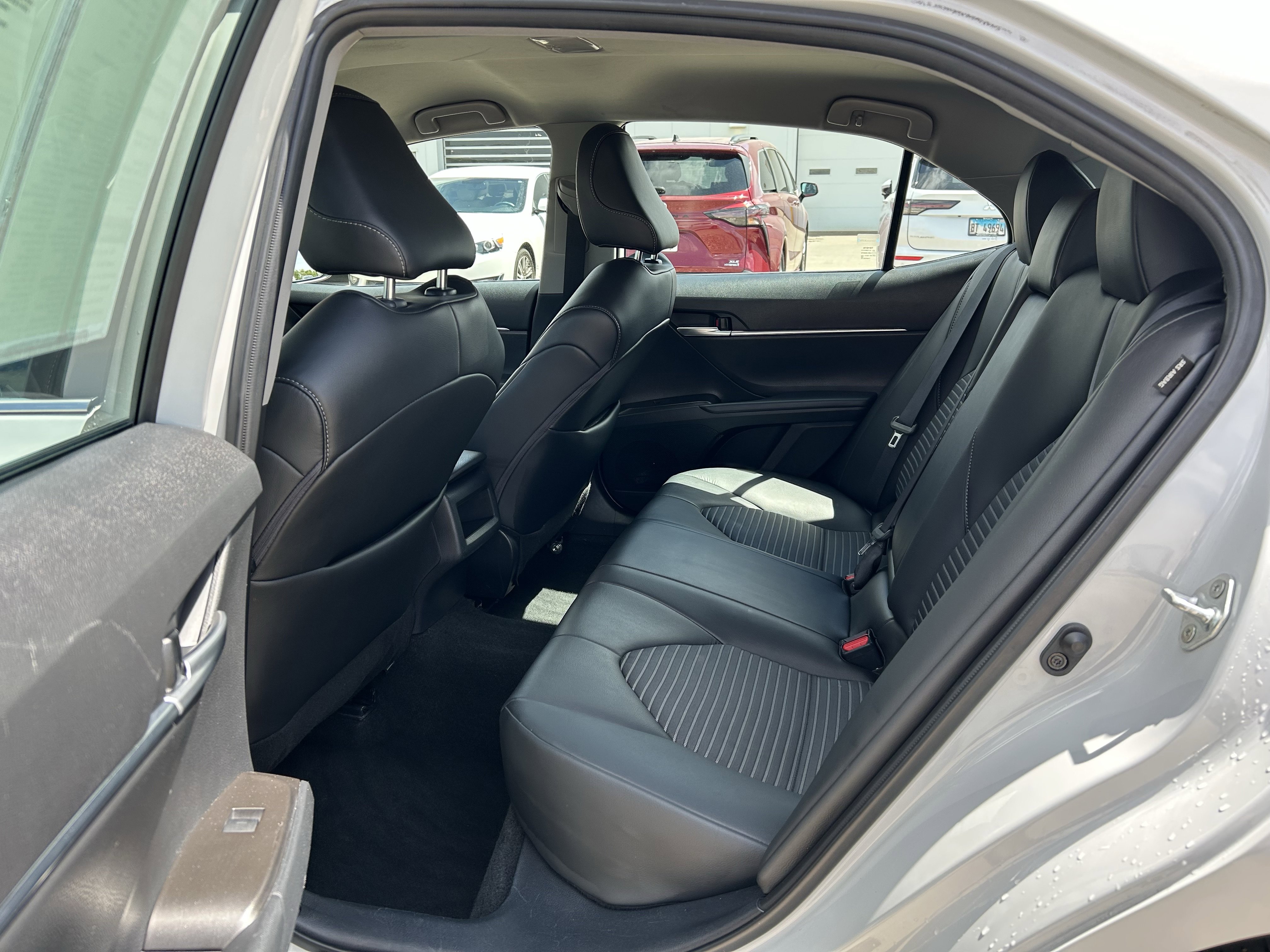 Used 2024 Toyota Camry SE FWD image 17
