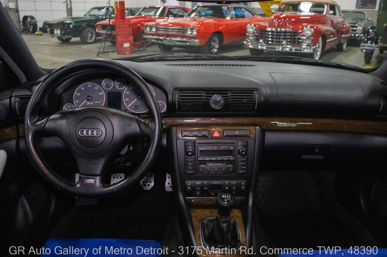Used 2001 Audi S4 quattro AWD 4dr Turbo Sedan image 17