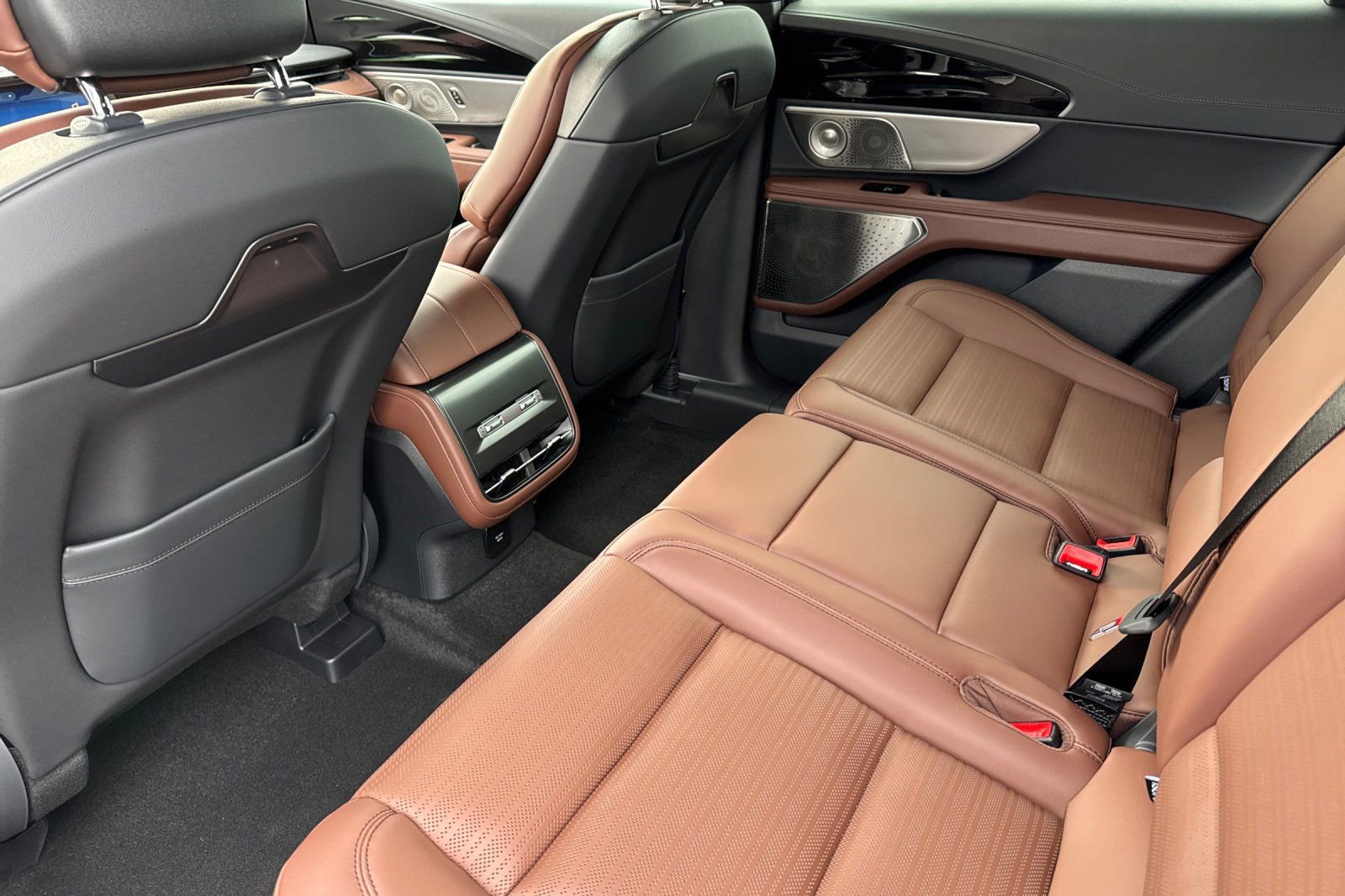 New 2026 Lincoln Nautilus Reserve image 10