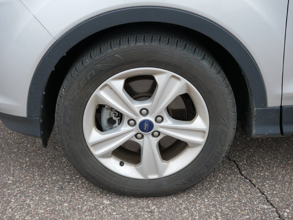 Used 2016 Ford Escape SE w/ SE Leather Comfort Package FWD image 8