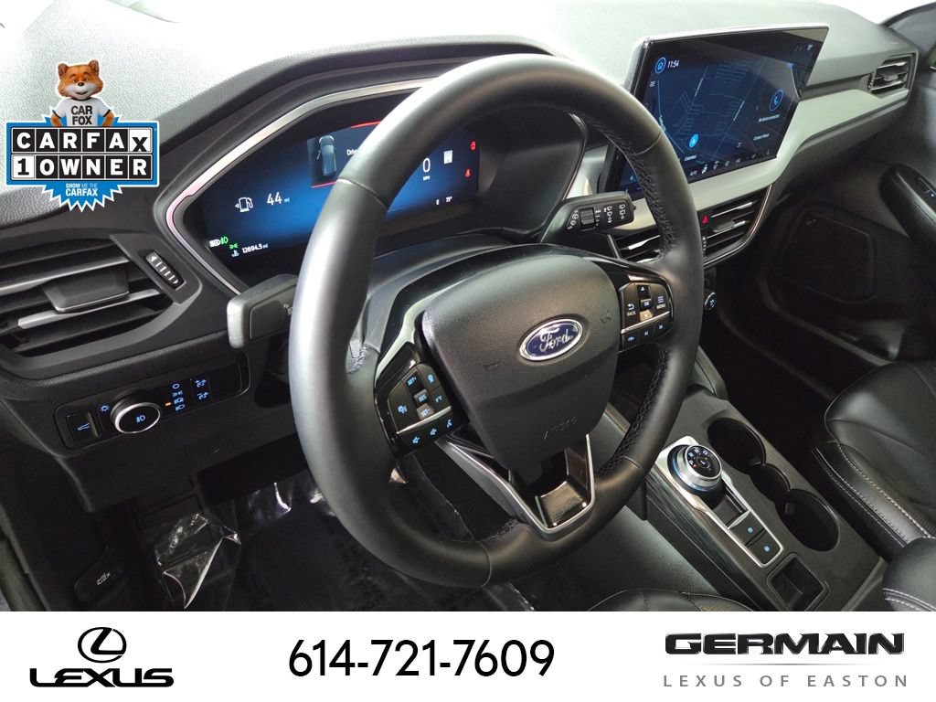 Used 2025 Ford Escape Platinum w/ Premium Technology Package AWD/4WD image 16