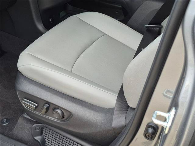 New 2026 Toyota Sienna XLE FWD image 4