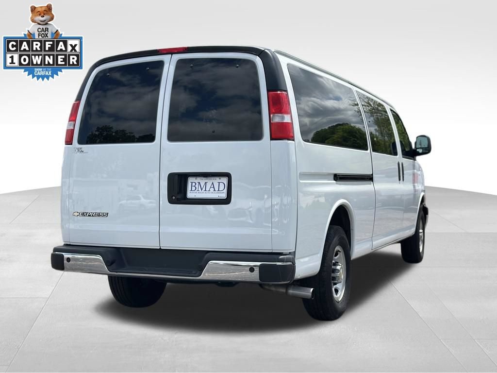 Used 2025 Chevrolet Express 3500 LT w/ LT Preferred Equipment Group RWD image 11