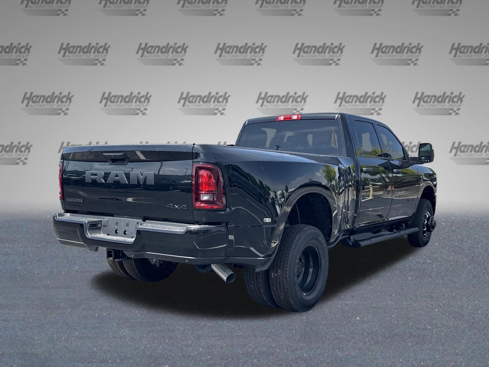 New 2026 RAM 3500 Big Horn AWD/4WD image 8