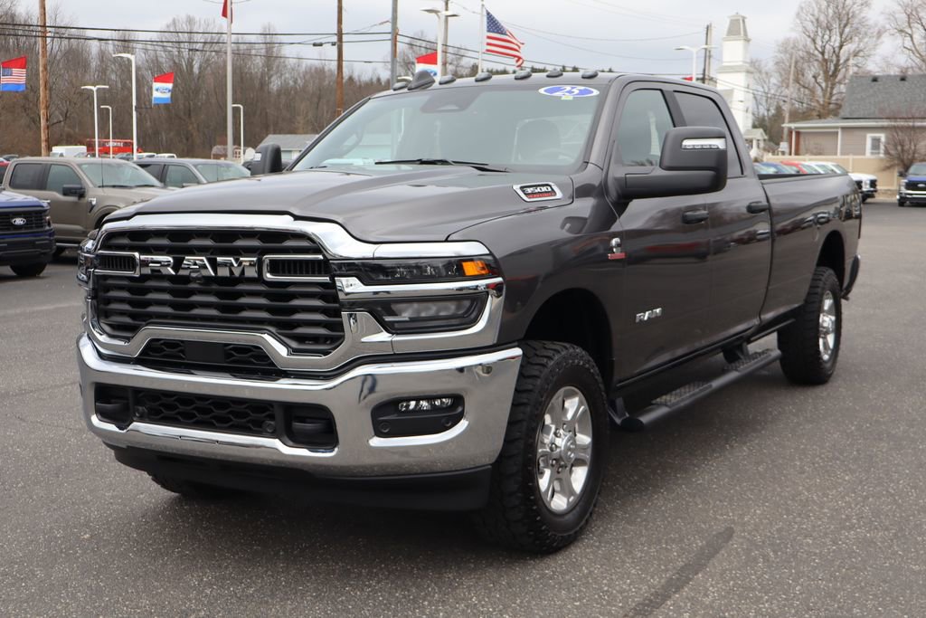 Used 2025 RAM 3500 Big Horn image 12