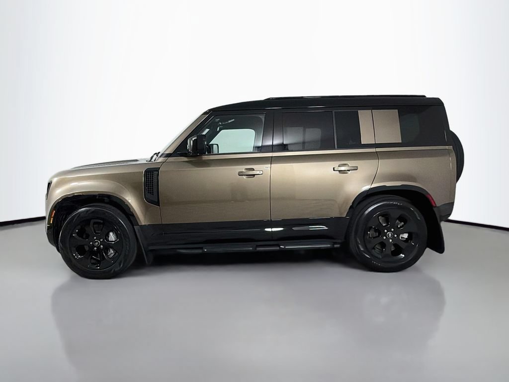 Certified 2025 Land Rover Defender 110 X-Dynamic SE AWD/4WD image 8