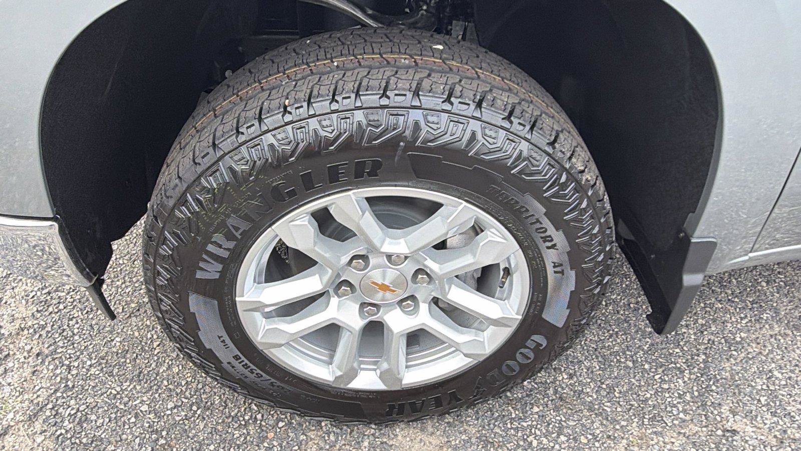 New 2026 Chevrolet Silverado 1500 LT w/ Z71 Off-Road Package AWD/4WD image 13
