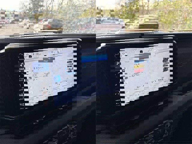 Used 2024 Jeep Gladiator Mojave image 32