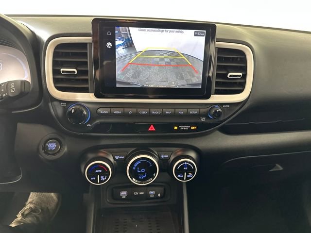 Certified 2023 Hyundai Venue Limited image 22