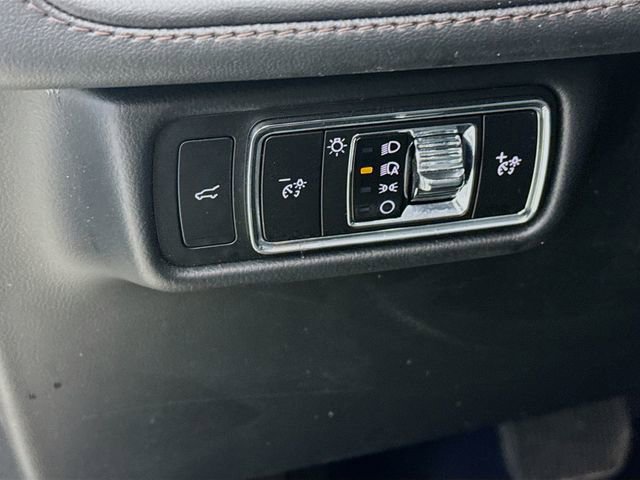 Used 2023 Lincoln Aviator Reserve w/ Equipment Group 201A image 12