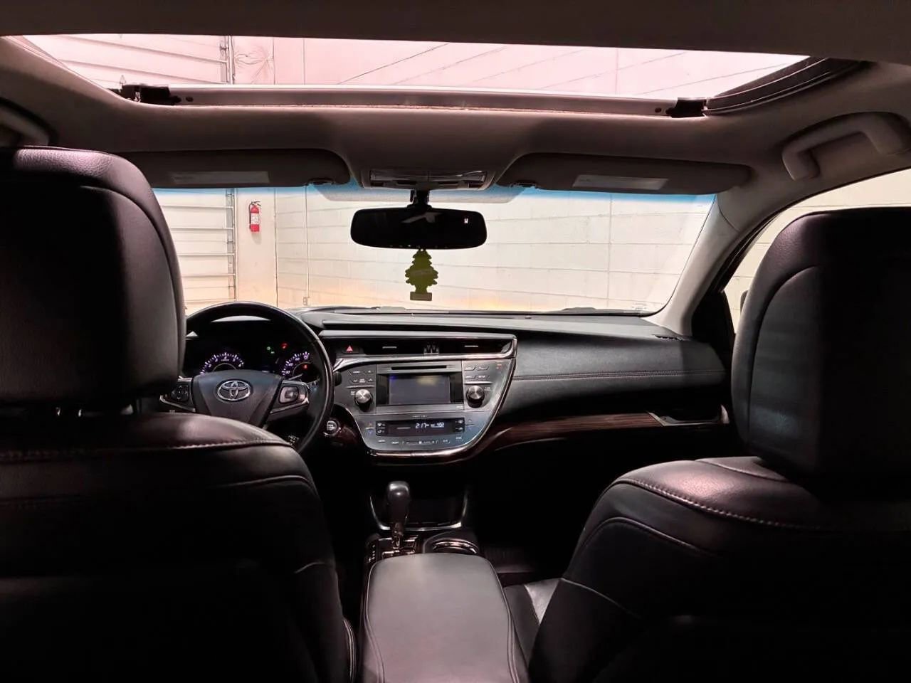 Used 2014 Toyota Avalon XLE Touring image 33