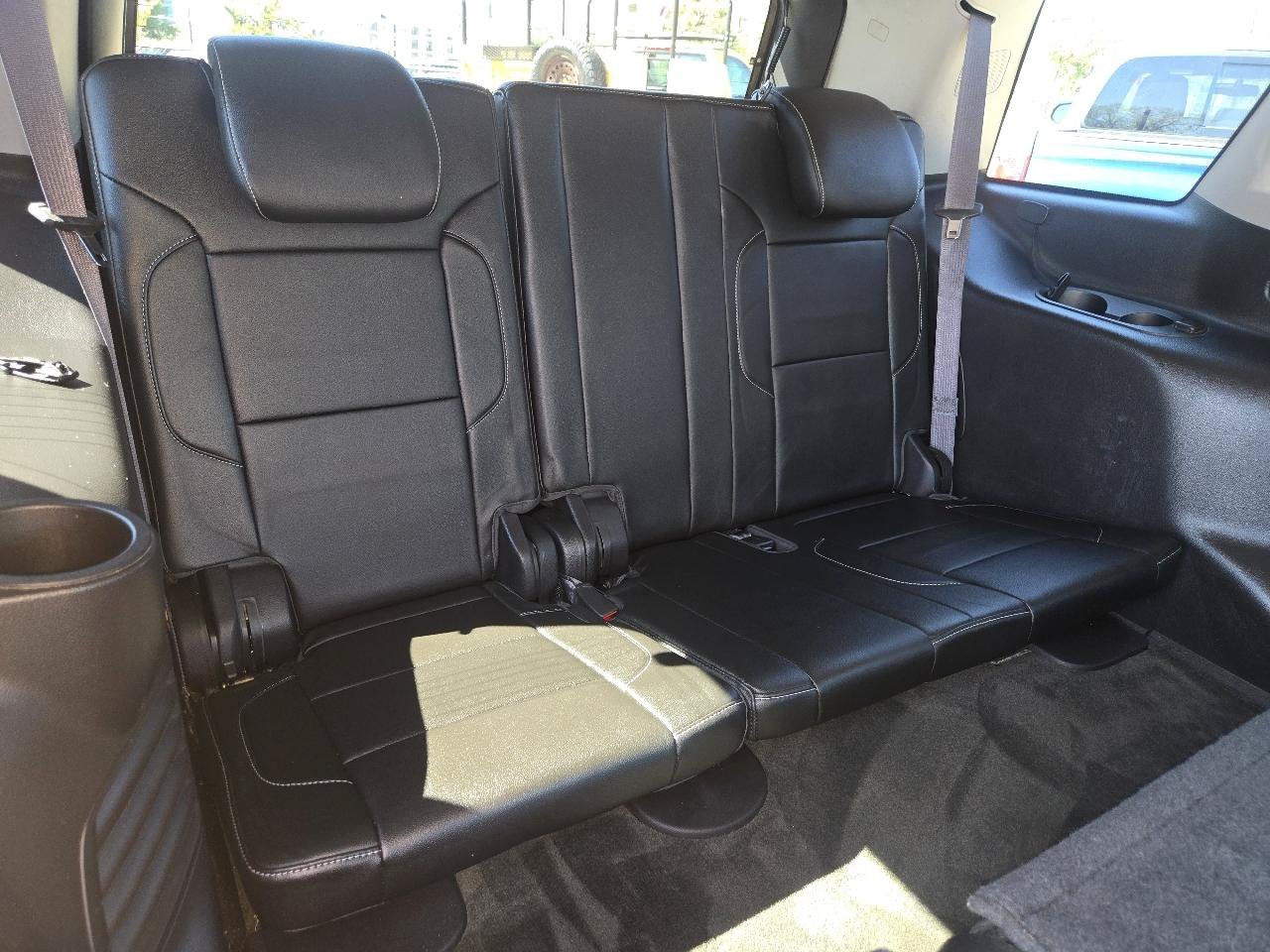 Used 2015 Chevrolet Tahoe LT RWD image 19