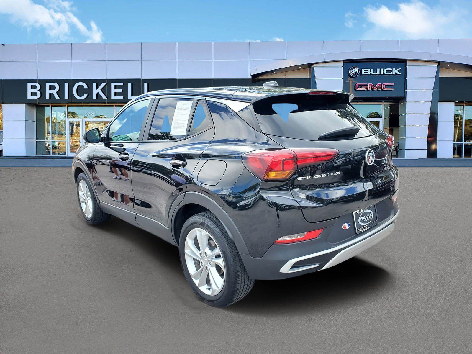 Used 2021 Buick Encore GX Preferred image 4