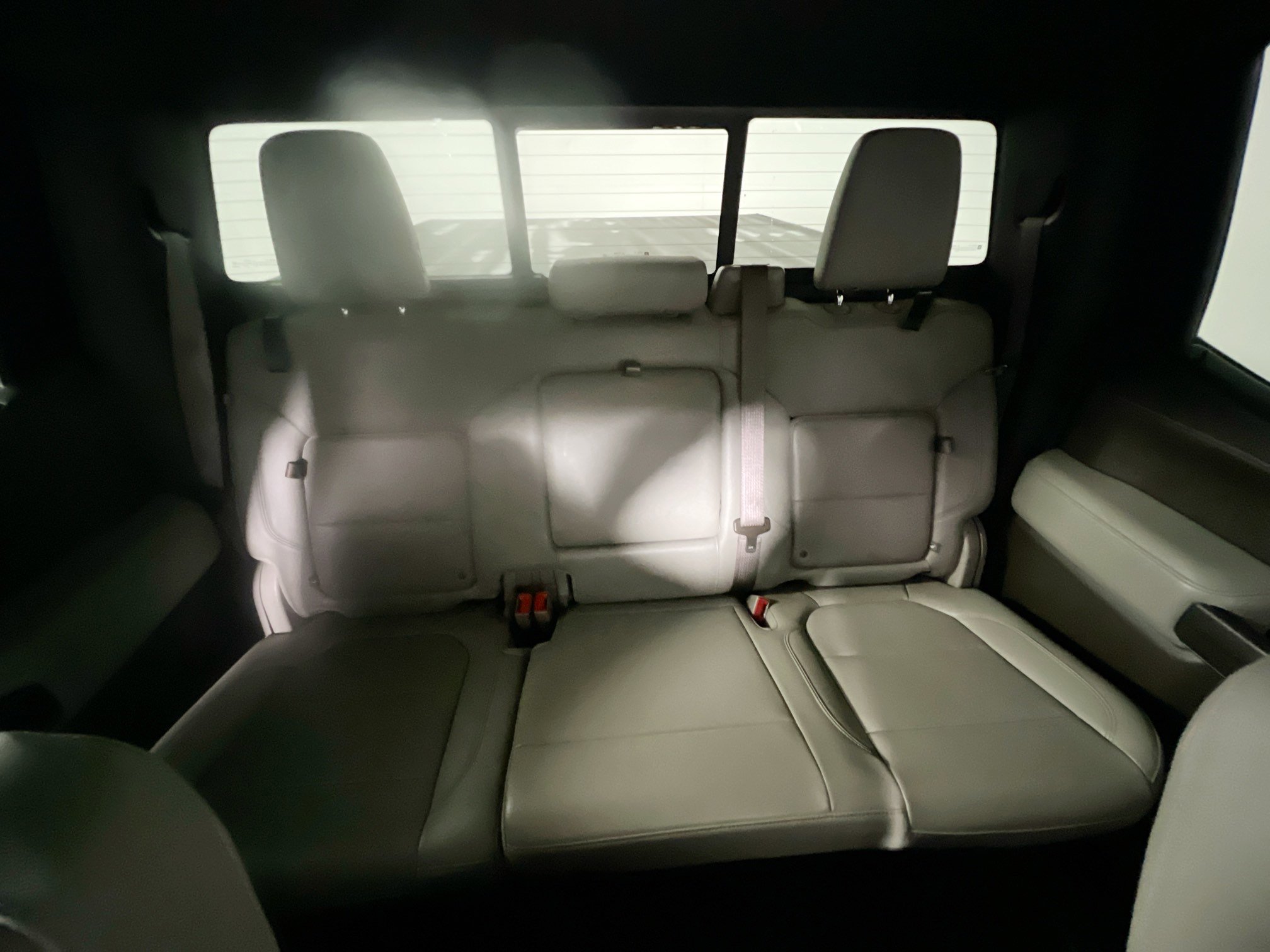 Used 2019 Chevrolet Silverado 1500 LTZ w/ LTZ Plus Package AWD/4WD image 33