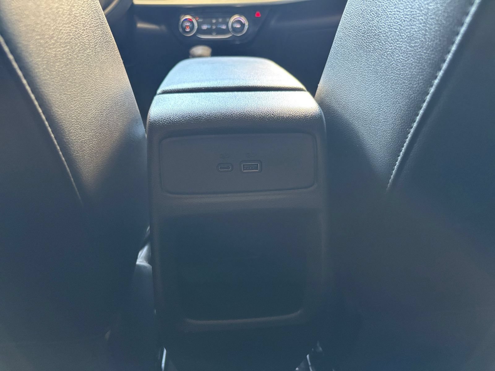 Used 2025 Chevrolet Trax LT FWD image 21