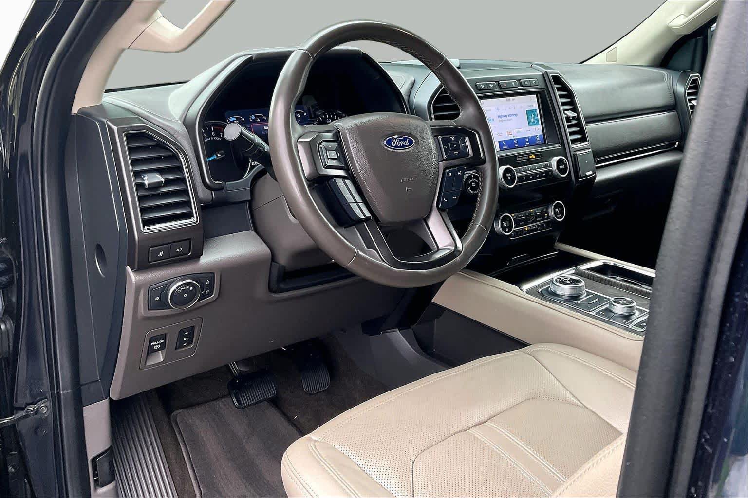Used 2021 Ford Expedition Limited AWD/4WD image 17