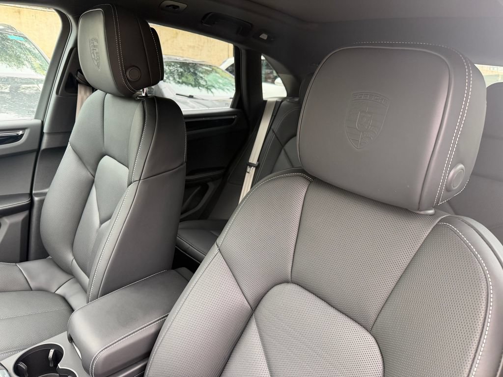New 2026 Porsche Macan S AWD/4WD image 5