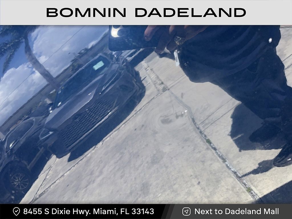 Used 2022 Chevrolet Silverado 2500 Custom w/ Custom Convenience Package AWD/4WD image 5