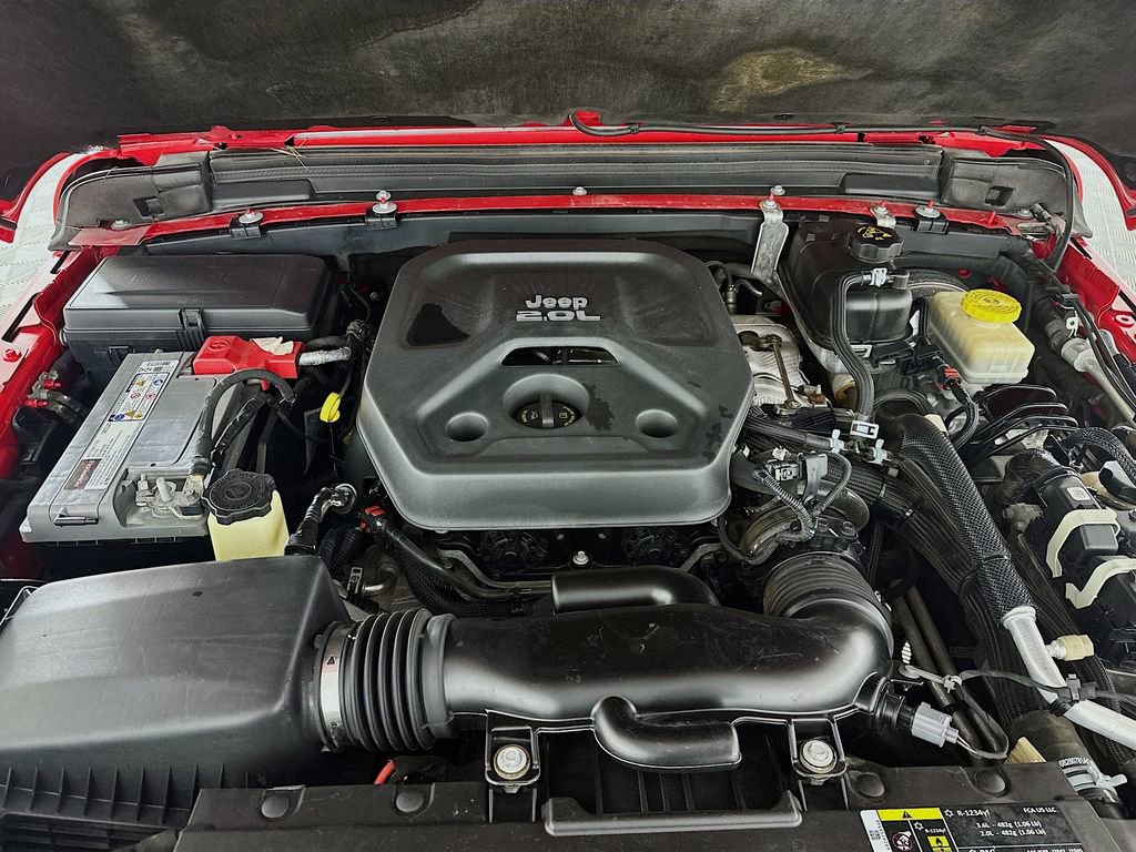 Used 2019 Jeep Wrangler Unlimited Sahara image 33