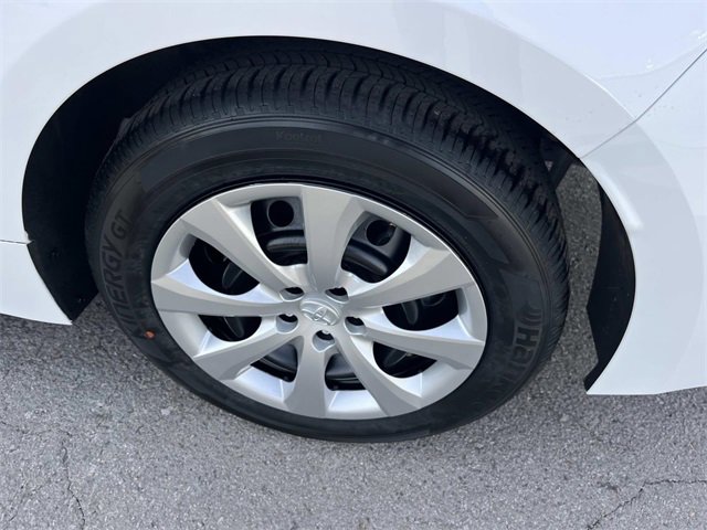Used 2026 Toyota Corolla LE image 11