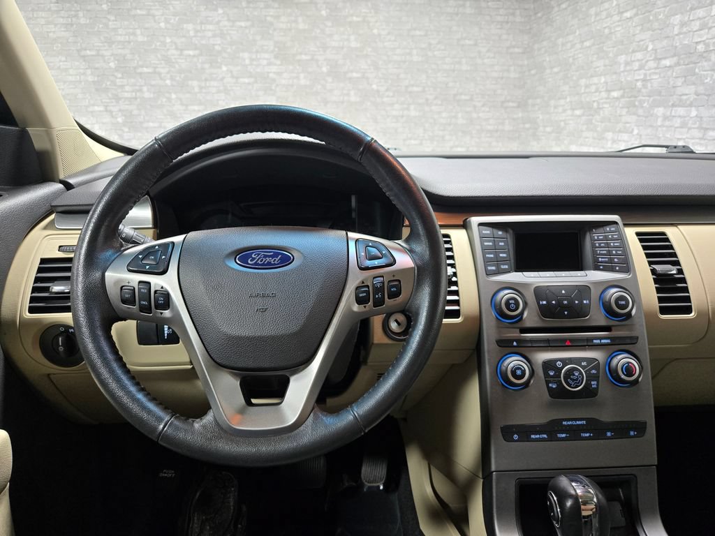 Used 2019 Ford Flex SE FWD image 16