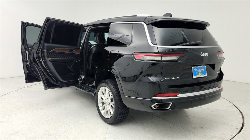 Used 2021 Jeep Grand Cherokee L Summit w/ Luxury Tech Group V image 11