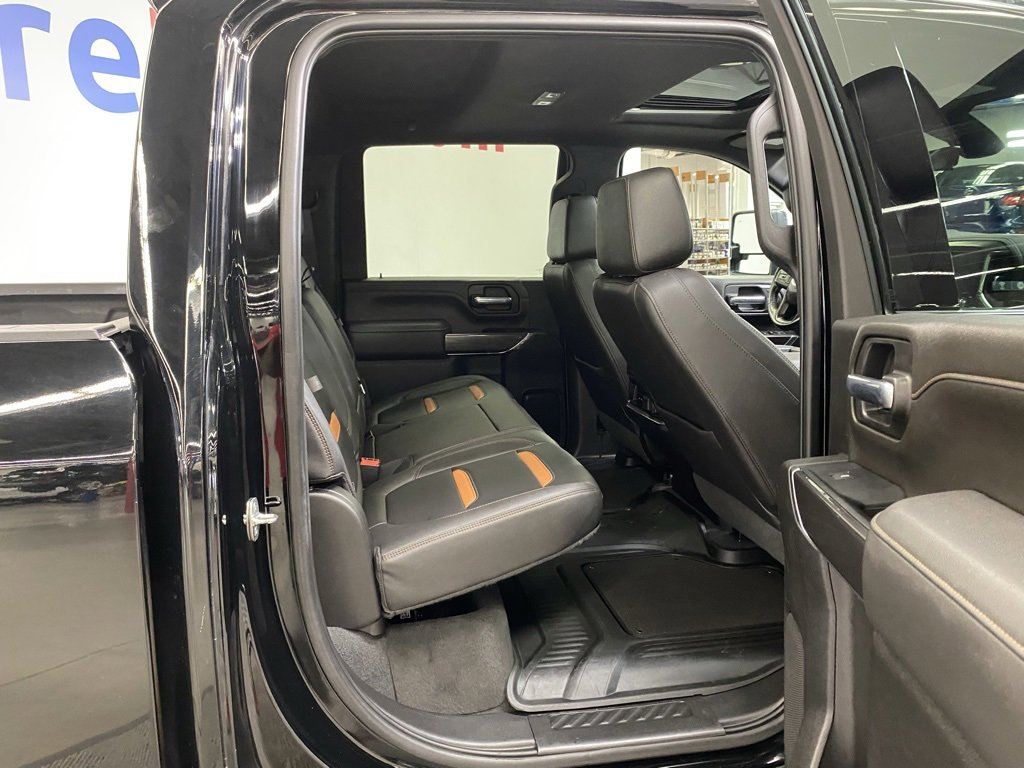 Used 2022 GMC Sierra 2500 AT4 w/ AT4 Premium Plus Package image 12