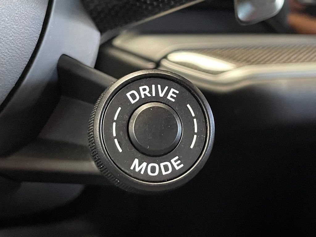 Used 2024 Porsche Cayenne Turbo AWD/4WD image 33