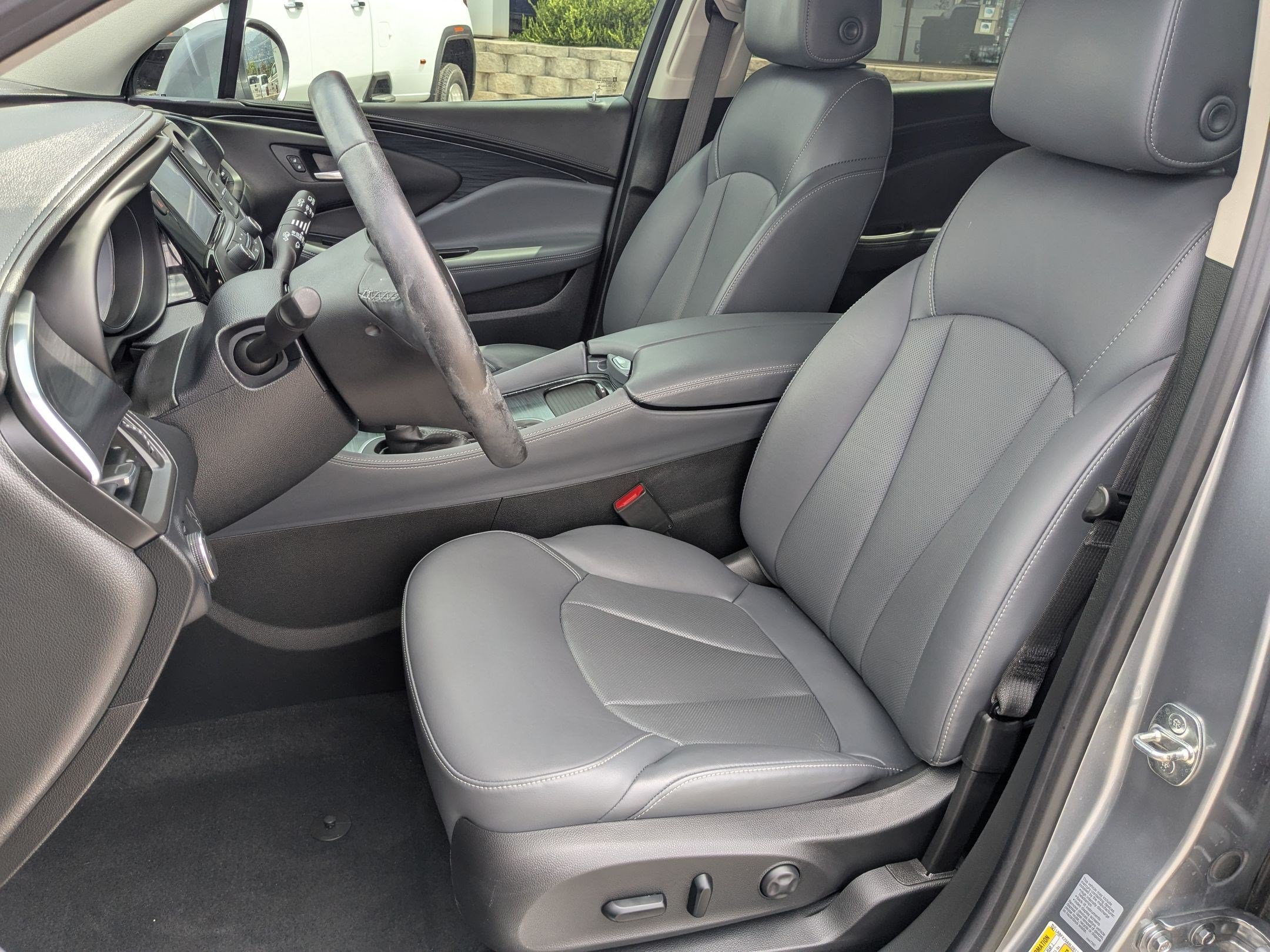 Certified 2020 Buick Envision Essence w/ LPO, Active Package AWD/4WD image 15