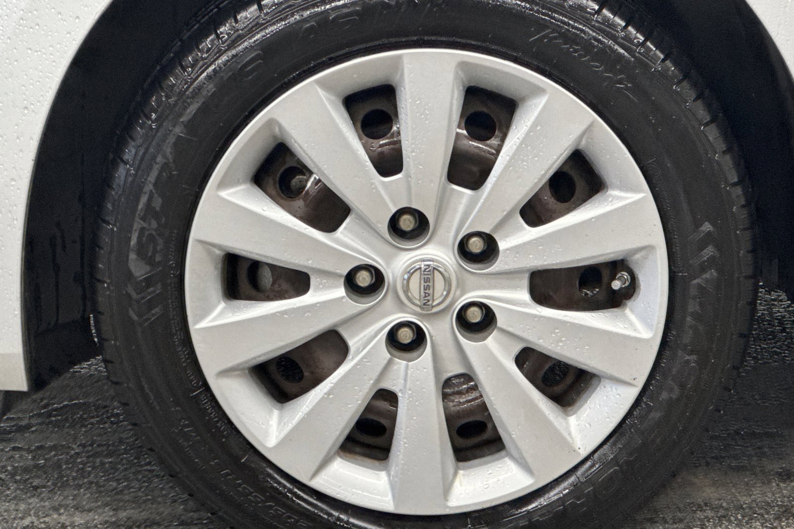 Used 2014 Nissan Sentra SV image 21