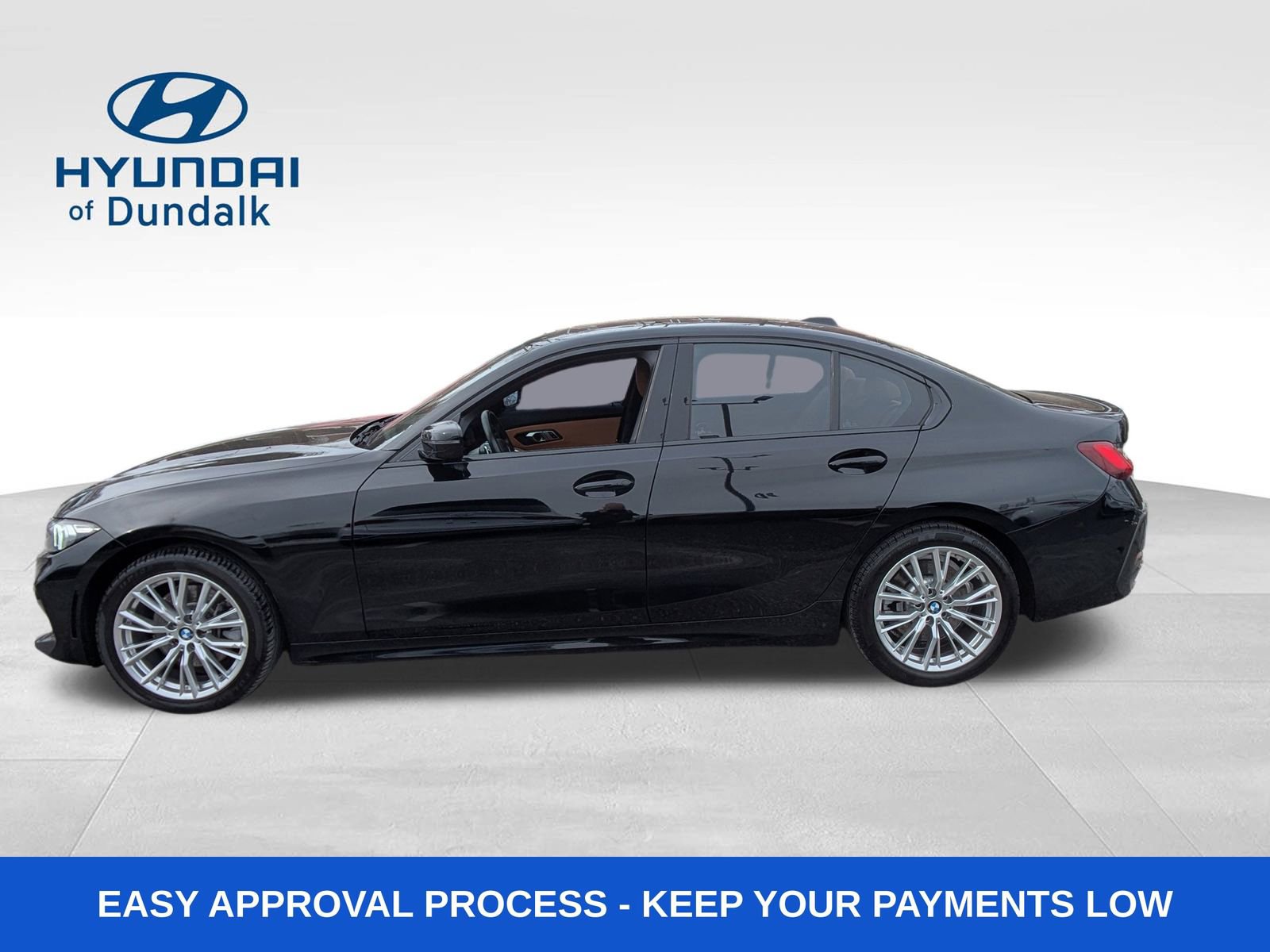 Used 2023 BMW 330i xDrive Sedan w/ Premium Package image 2