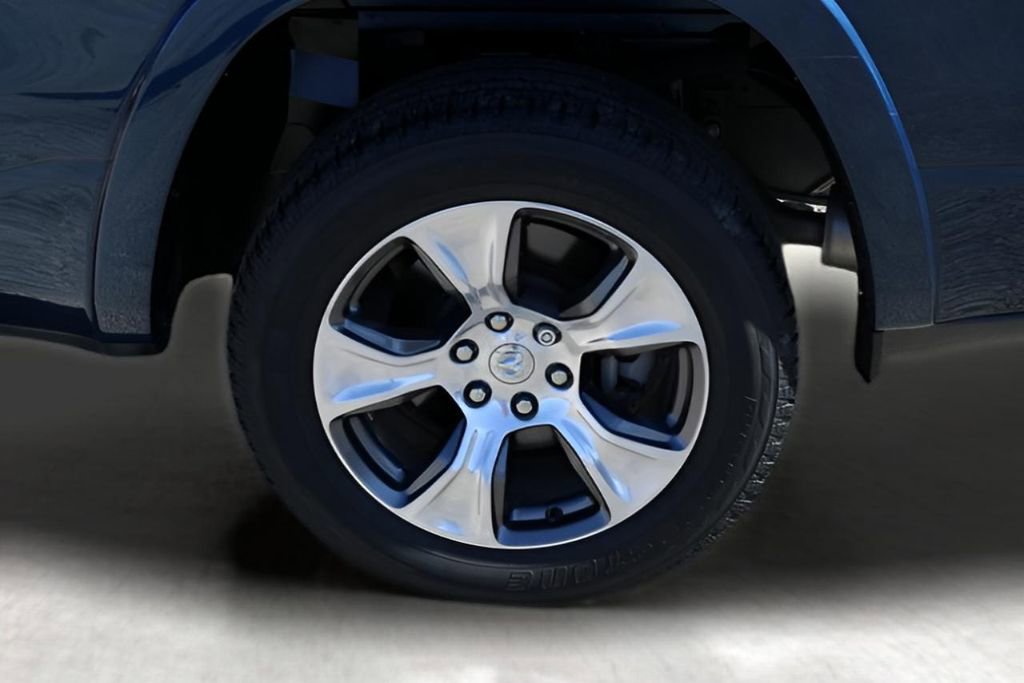 Used 2021 RAM 1500 Laramie image 9