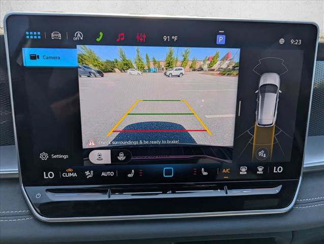 New 2026 Volkswagen Tiguan SE R-Line FWD image 18
