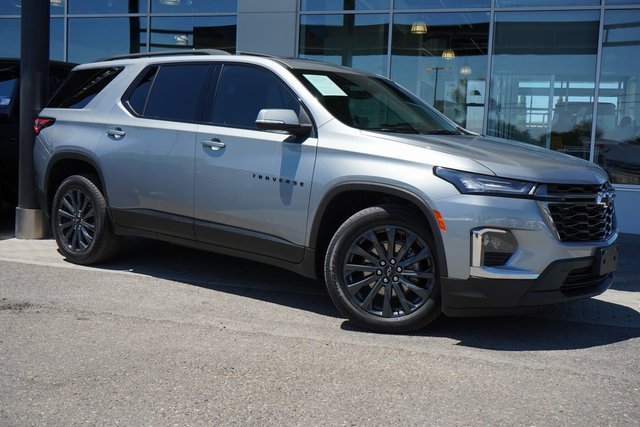 Used 2023 Chevrolet Traverse RS