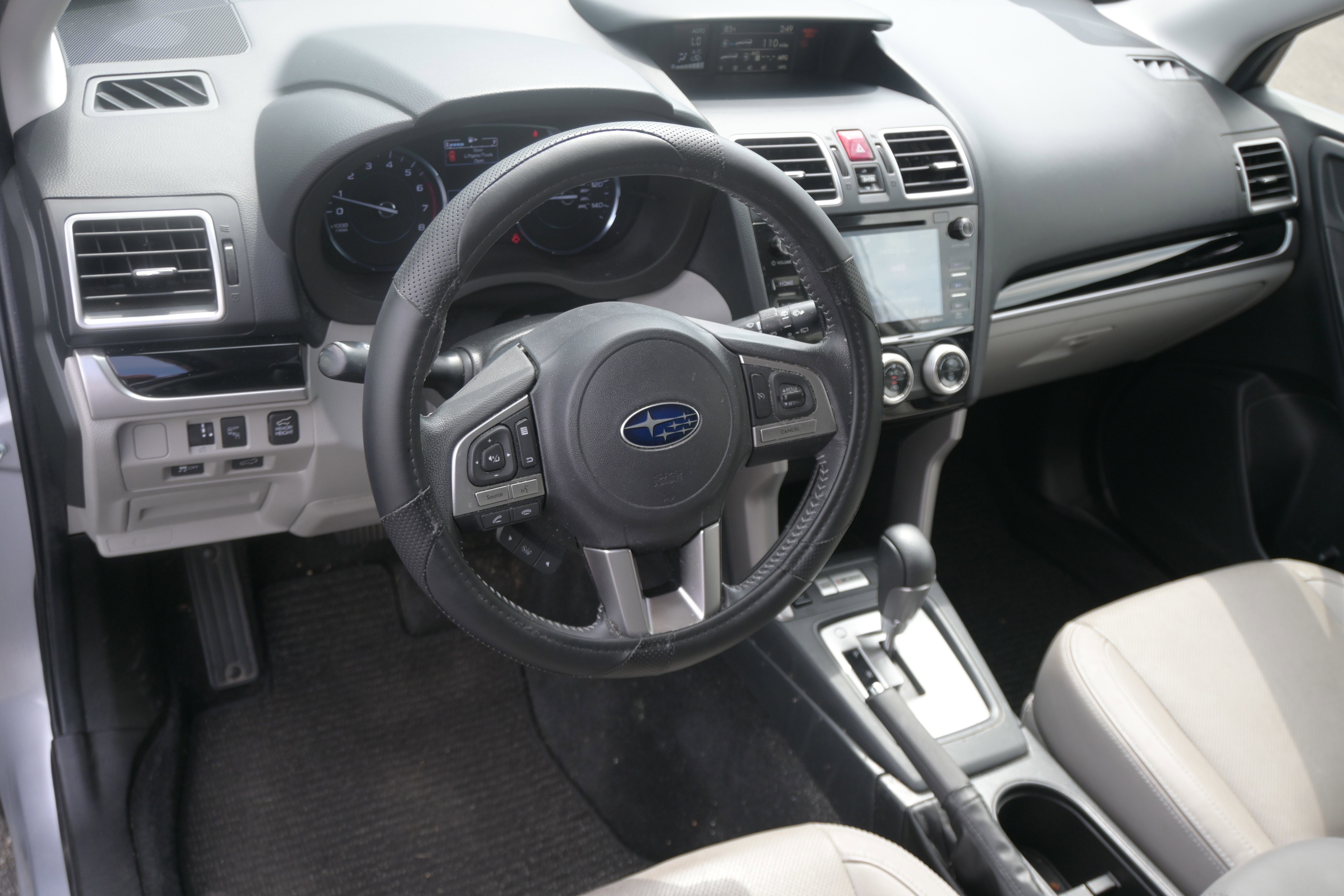 Used 2017 Subaru Forester 2.5i Limited w/ Popular Package #1 AWD/4WD image 11