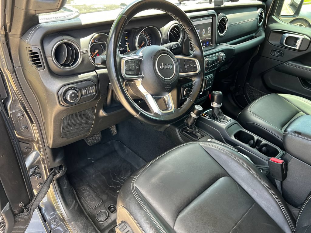 Used 2021 Jeep Gladiator Overland w/ Popular Equipment Package AWD/4WD image 18