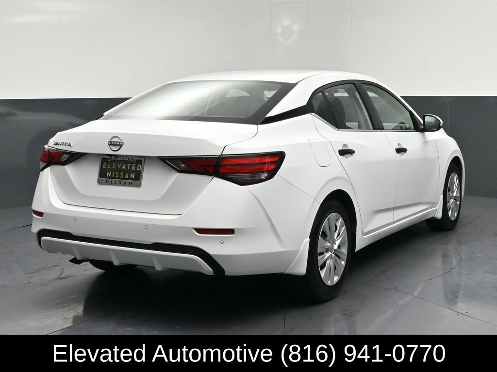 Used 2025 Nissan Sentra S image 4
