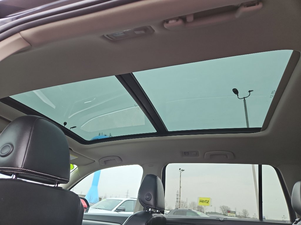 Used 2021 Volkswagen Atlas SE image 15