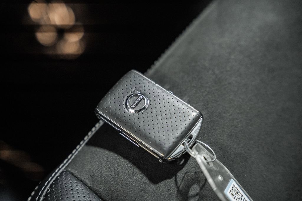 Used 2019 Volvo XC90 T5 R-Design w/ Protection Package Premier image 49