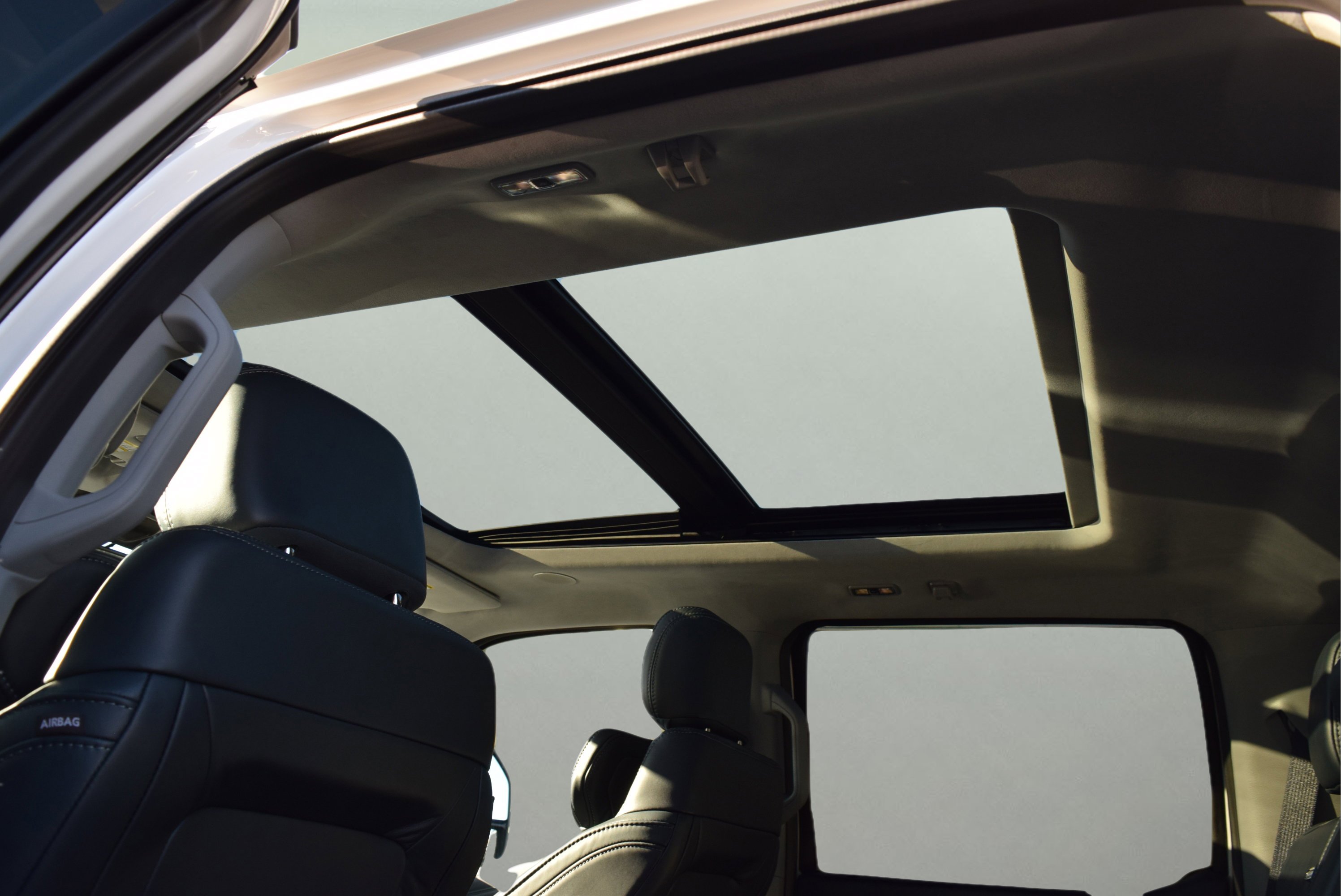 Used 2024 Ford F350 Limited w/ FX4 Off-Road Package image 9