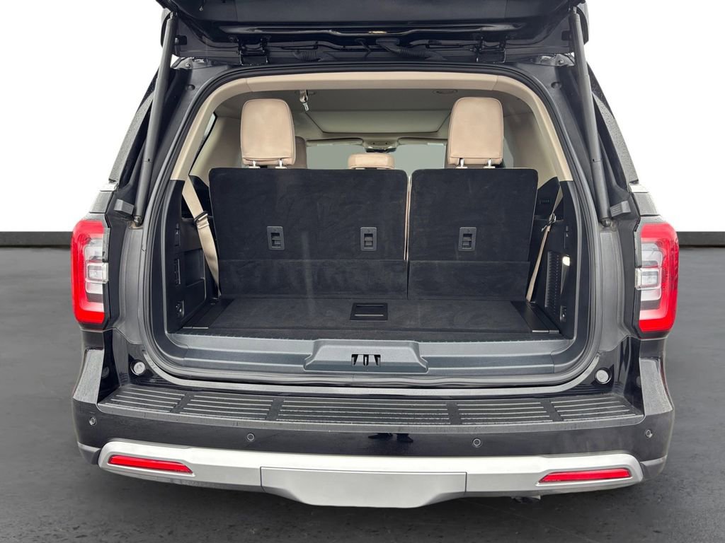 Used 2024 Ford Expedition Limited image 24