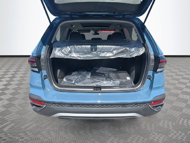 New 2026 Volkswagen Taos SE AWD/4WD image 26