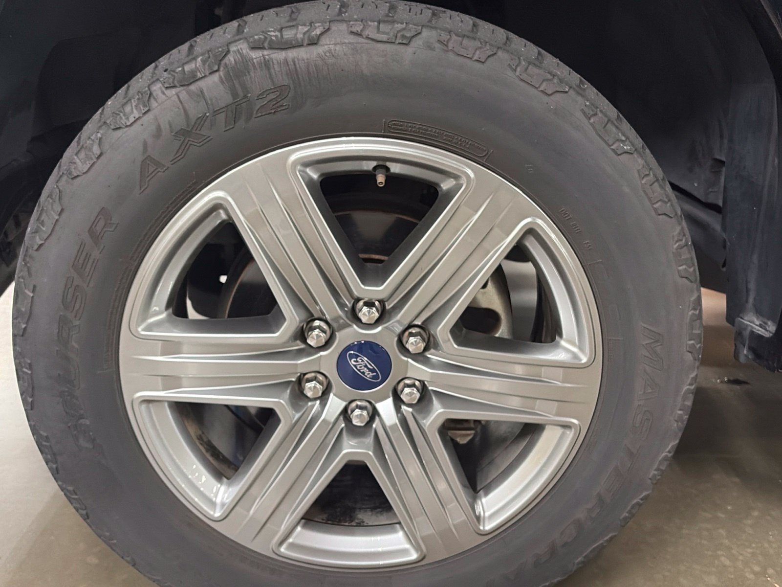 Used 2018 Ford F150 XLT w/ Equipment Group 302A Luxury AWD/4WD image 16