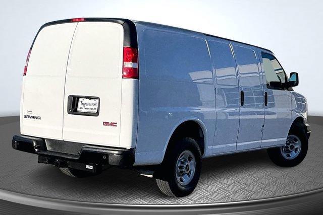 Used 2023 GMC Savana 3500 w/ Driver Convenience Package RWD image 6