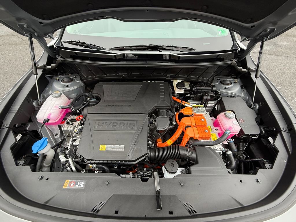 Certified 2025 Kia Niro EX Touring image 29