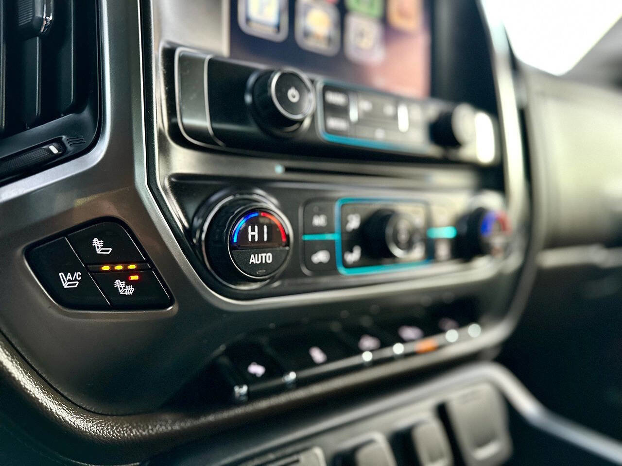 Used 2014 Chevrolet Silverado 1500 LTZ Z71 w/ LTZ Plus Package image 31